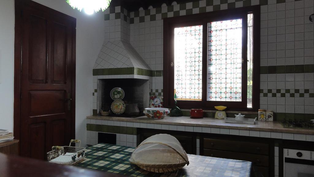 Villa Ponticelli Carini Room photo